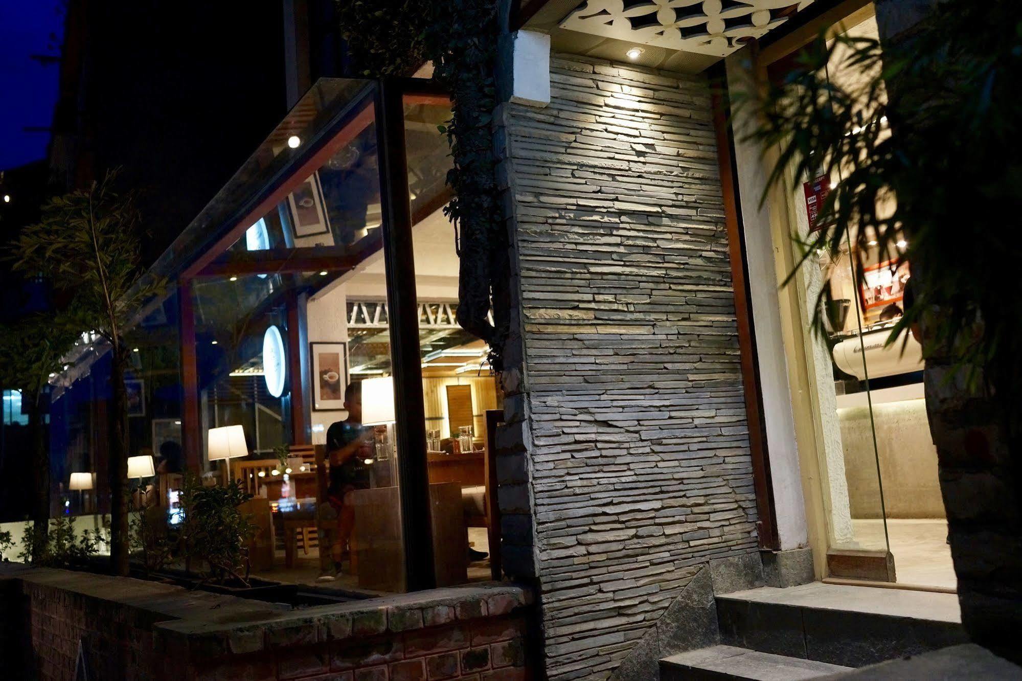 Marcopolo Business Hotel Catmandu Exterior foto