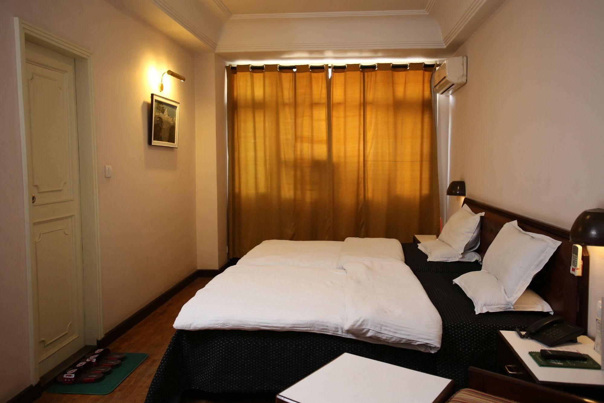 Marcopolo Business Hotel Catmandu Exterior foto