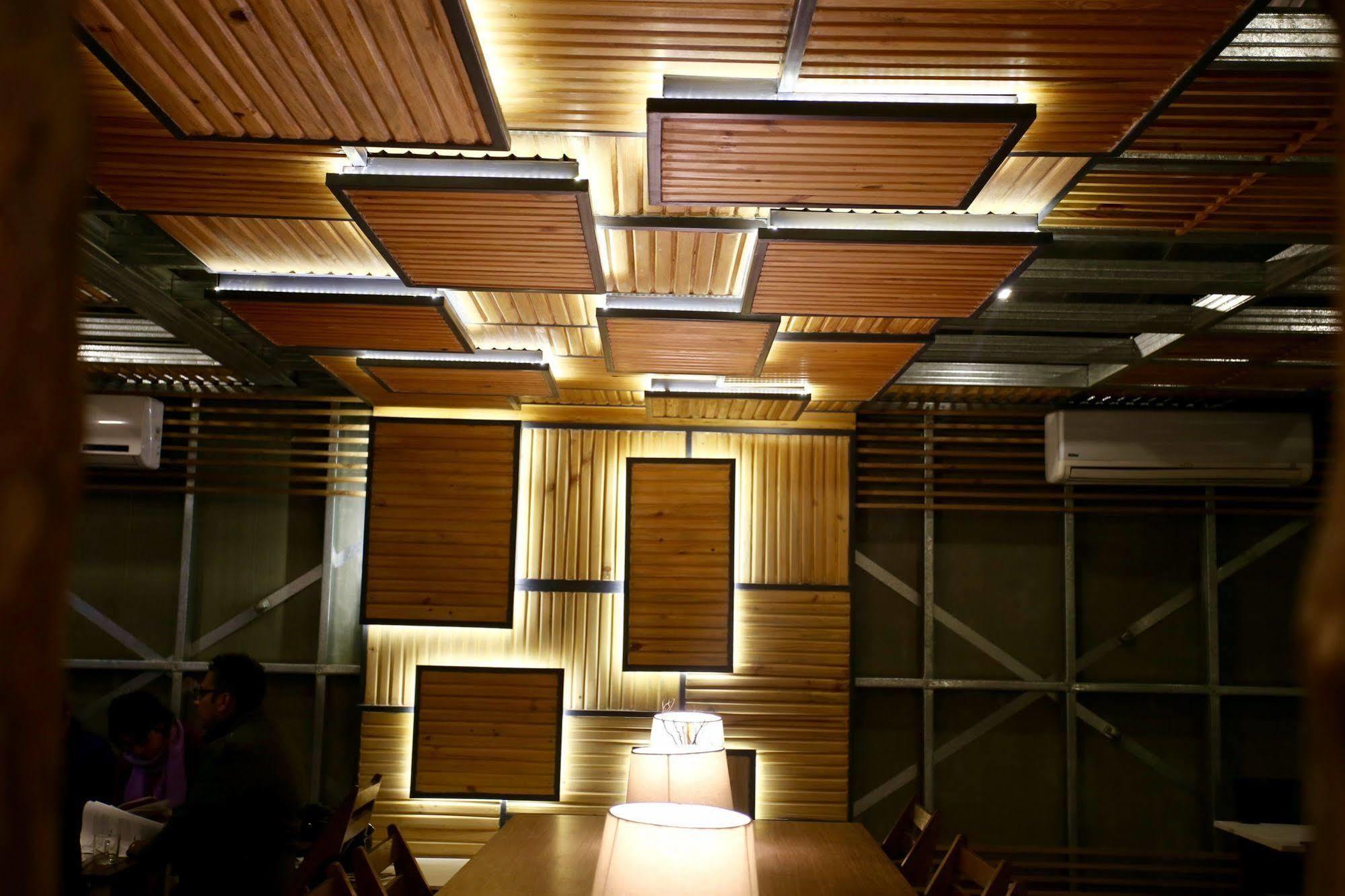 Marcopolo Business Hotel Catmandu Exterior foto