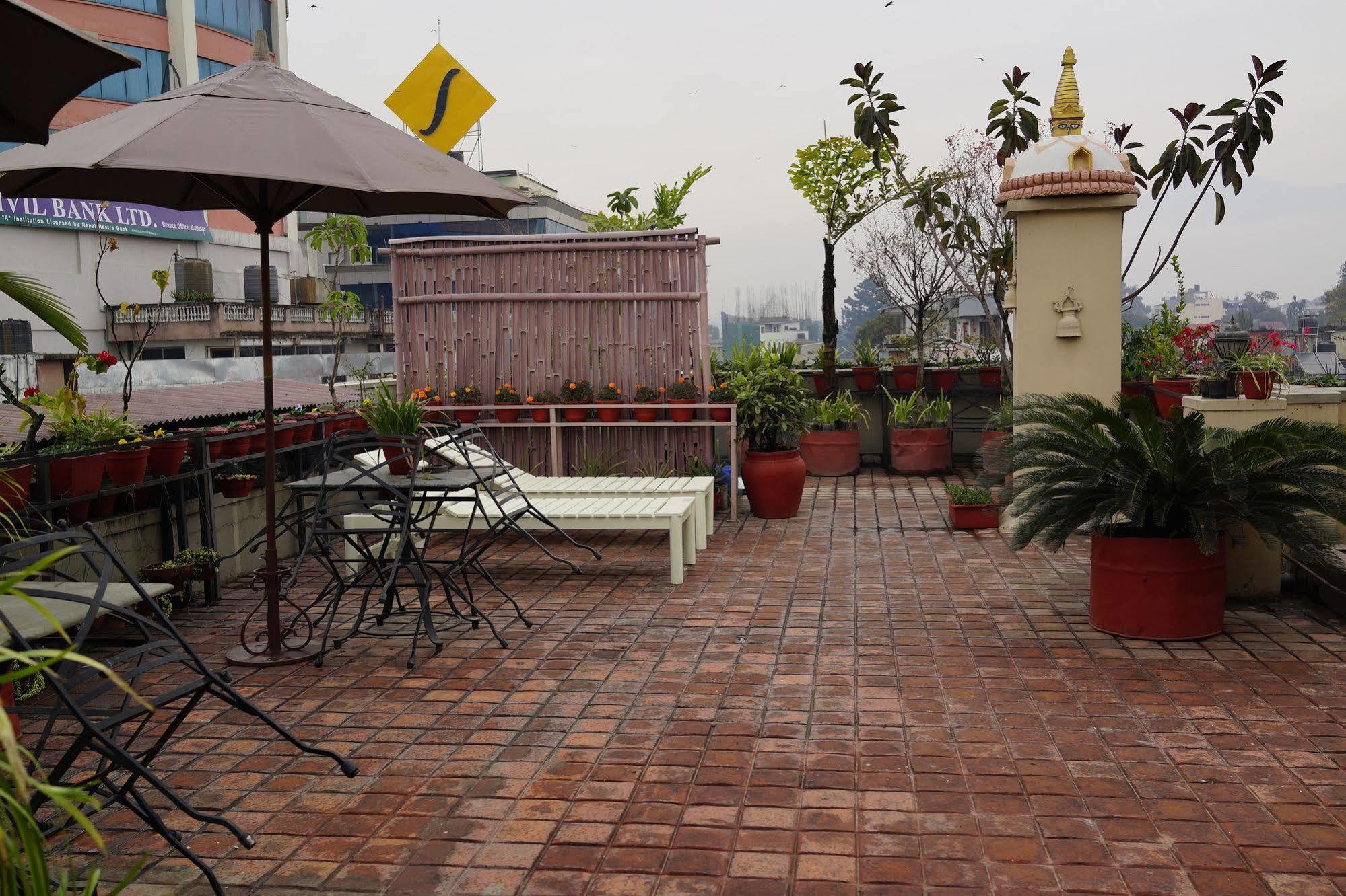 Marcopolo Business Hotel Catmandu Exterior foto